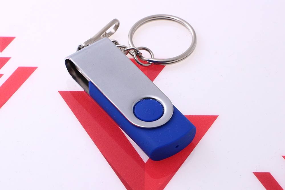 Pendrive twister z grawerem logo