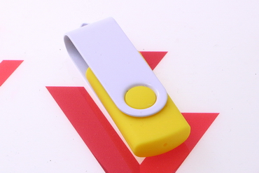 Pendrive twister z grawerem